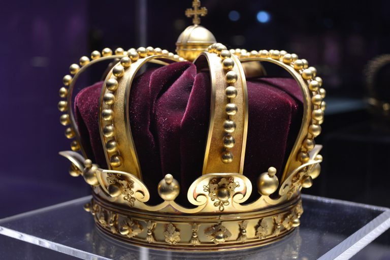 Joindre le roi Charles