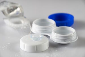 Joindre le service client E-commerce pour des acteurs essentiels du secteur des lunettes et des lentilles de contact en Belgique